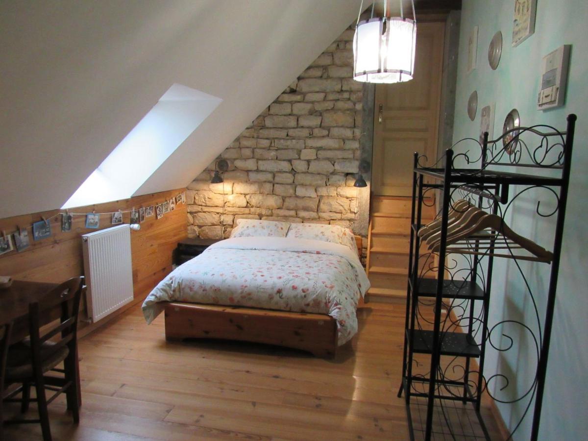 Chambres D'Hotes Les Arondelles Virey-le-Grand Екстер'єр фото